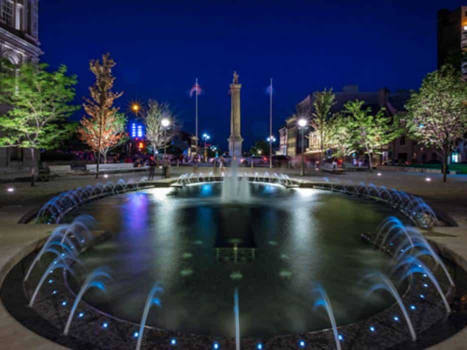 Aquatic Construction - Vauquelin Fountain Montreal